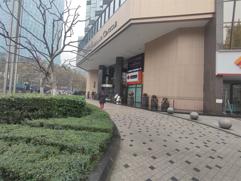 入口